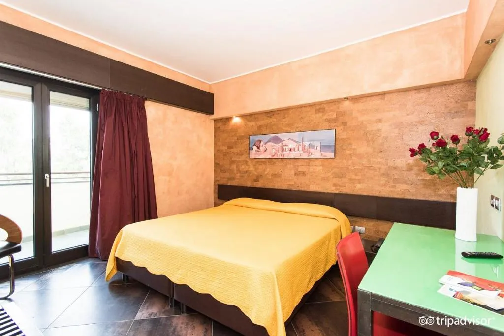 DOUBLE STANDARD Room, Abalon Pompei Resort, Naples
