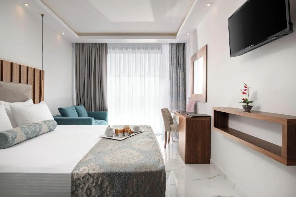 Room, 4- You Boutique, Thessaloniki