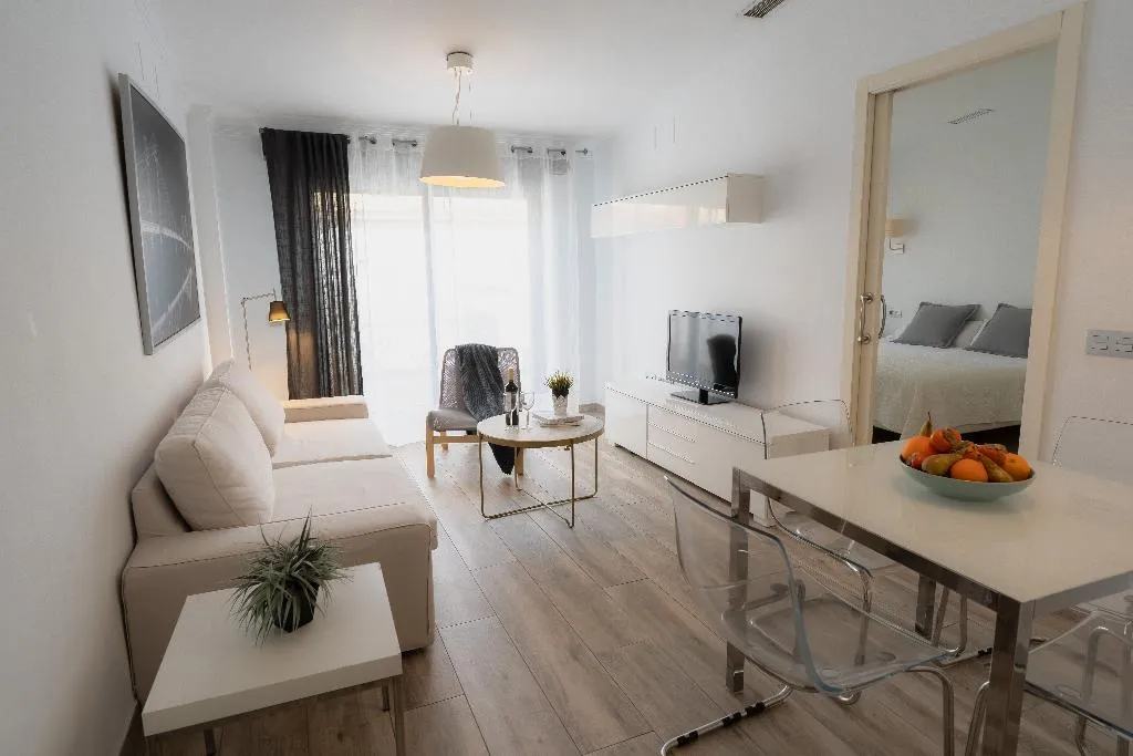 APARTMENT WITH TERRACE Room, azz Apartamentos Torre de la Plata, Seville