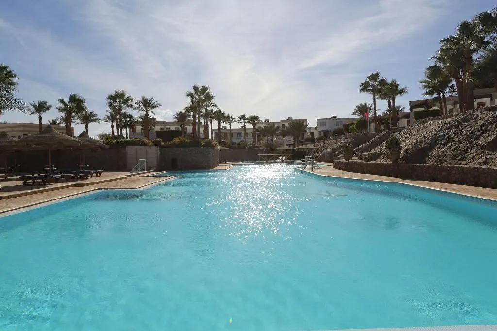 Sports and Entertainment, Club Reef Resort, Red Sea Riviera