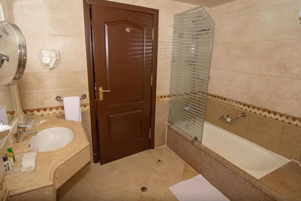 TWIN SUPERIOR Room, Sentido Palm Royale, Red Sea Riviera