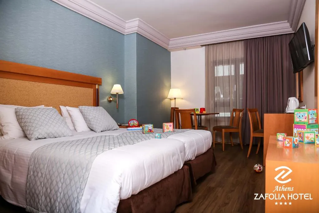 FAMILY ROOM STANDARD Room, Athens Zafolia Hotel, Athens