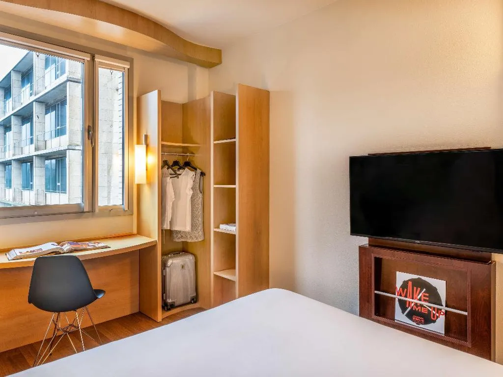 DOUBLE STANDARD Room, Ibis Barcelona Pza Glories 22, Barcelona