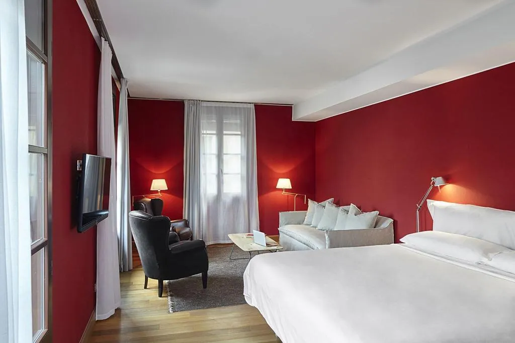 SUITE KING SIZE BED Room, Casa Camper Barcelona, Barcelona