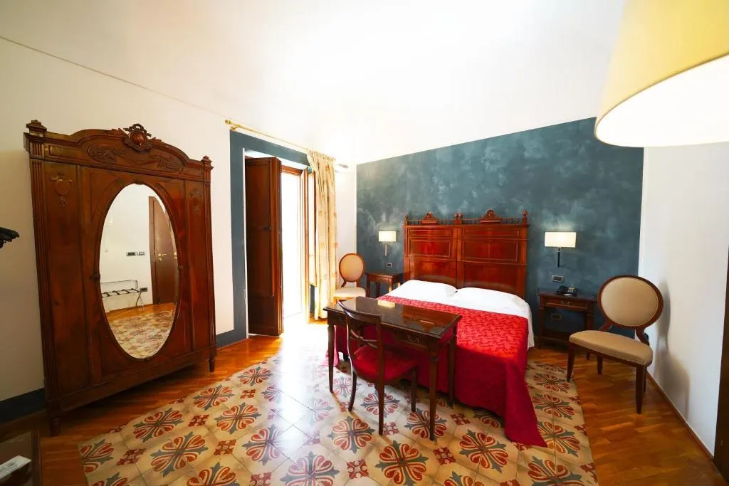 TRIPLE SUPERIOR Room, Hotel Carmine, Palermo