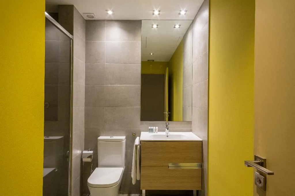 APARTMENT STANDARD Room, Barcelona Apartment Viladomat, Barcelona