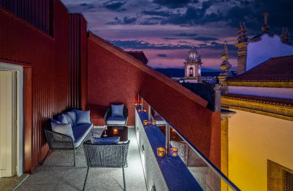Terrace, Moon and Sun Braga, Porto