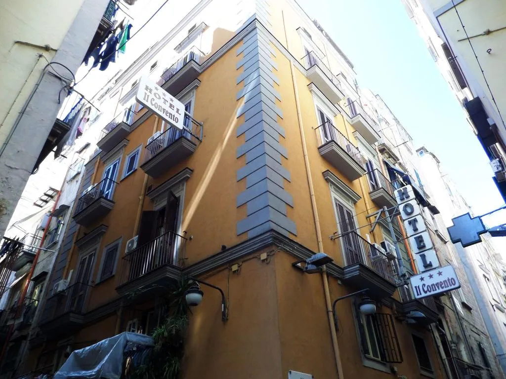 General view, Il Convento, Naples