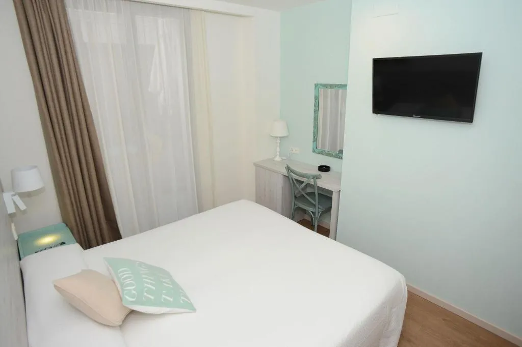Room, Hotel L´Escala Centre, Costa Brava