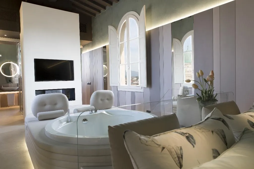 SUITE DELUXE CITY VIEW Room, Palazzo dei Ciompi, Florence