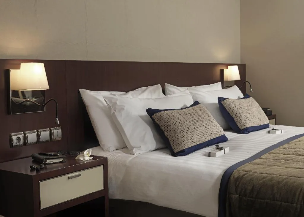 SUITE STANDARD Room, Athenaeum InterContinental Athens, Athens