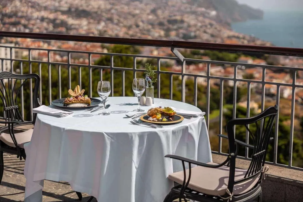 Restaurant, Quinta Funchal Gardens - Adults Only, Madeira