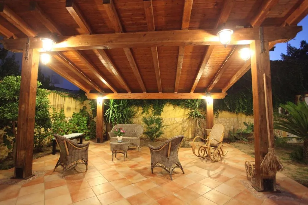 Terrace, B&B Villa Maiolica, Catania