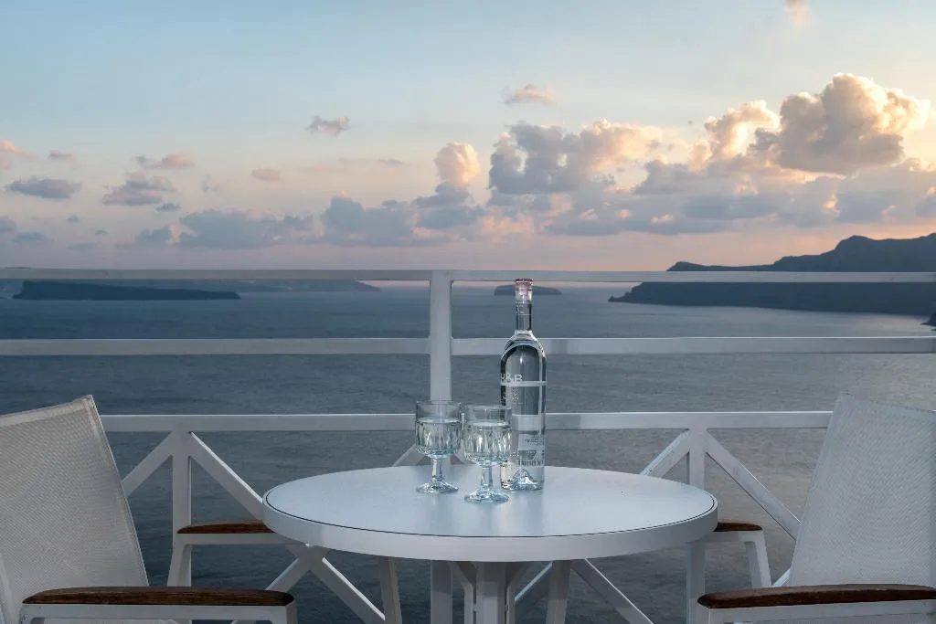 JUNIOR SUITE WITH DOUBLE BED Room, Caldera Premium Villas, Santorini