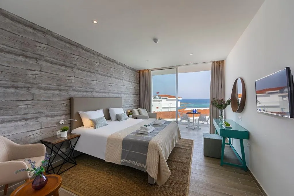Double or Twin PREMIUM Room, Leonardo Plaza Cypria Maris Beach Hotel & Spa, Cyprus