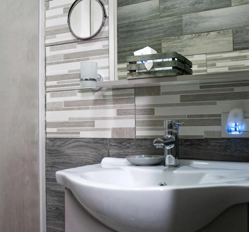 Room, B&B Viva Napoli, Naples