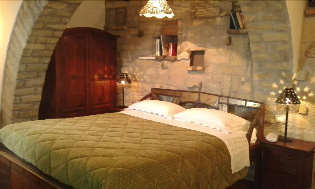 Room, Parco Delle Nazioni, Rome