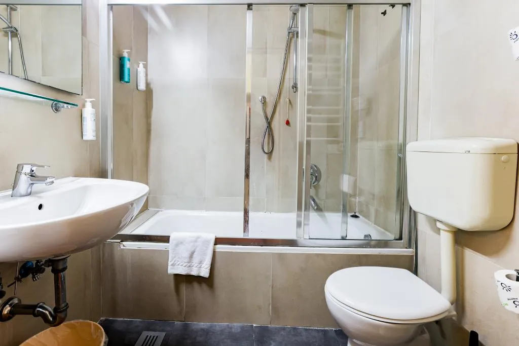 TWIN STANDARD Room, Albergo Firenze, Florence