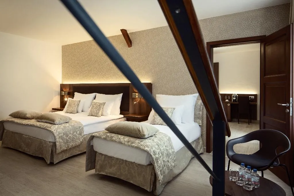 DOUBLE CONNECTING ROOM Room, Michelangelo Grand Hotel, Prague