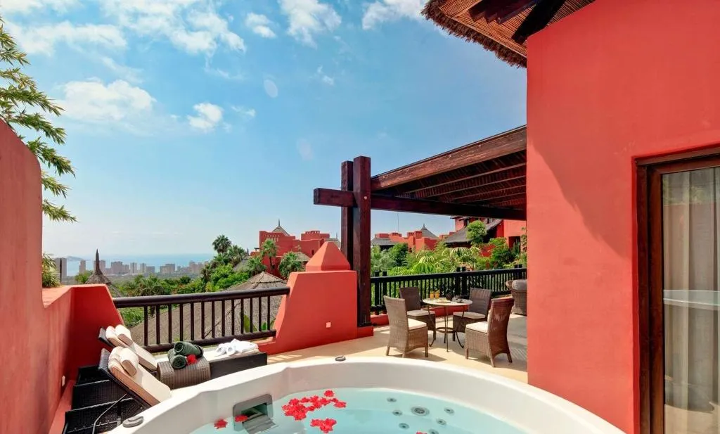 Room, Asia Gardens Hotel & Thai Spa, a Royal Hideaway Ho, Costa Blanca