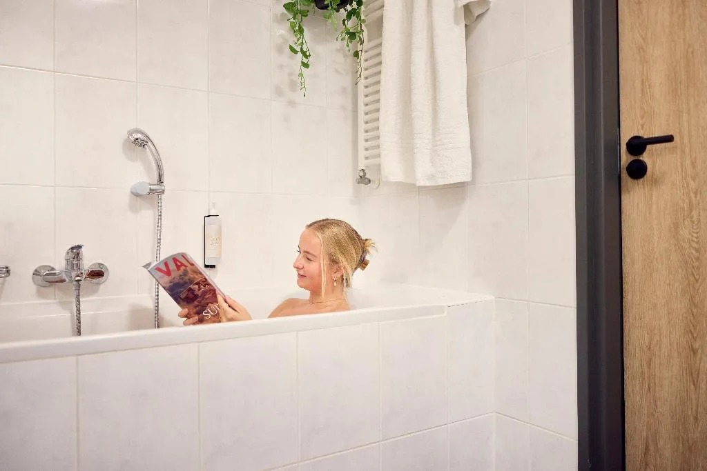 TWIN LUXURY Room, Van der Valk Hotel Volendam, Amsterdam