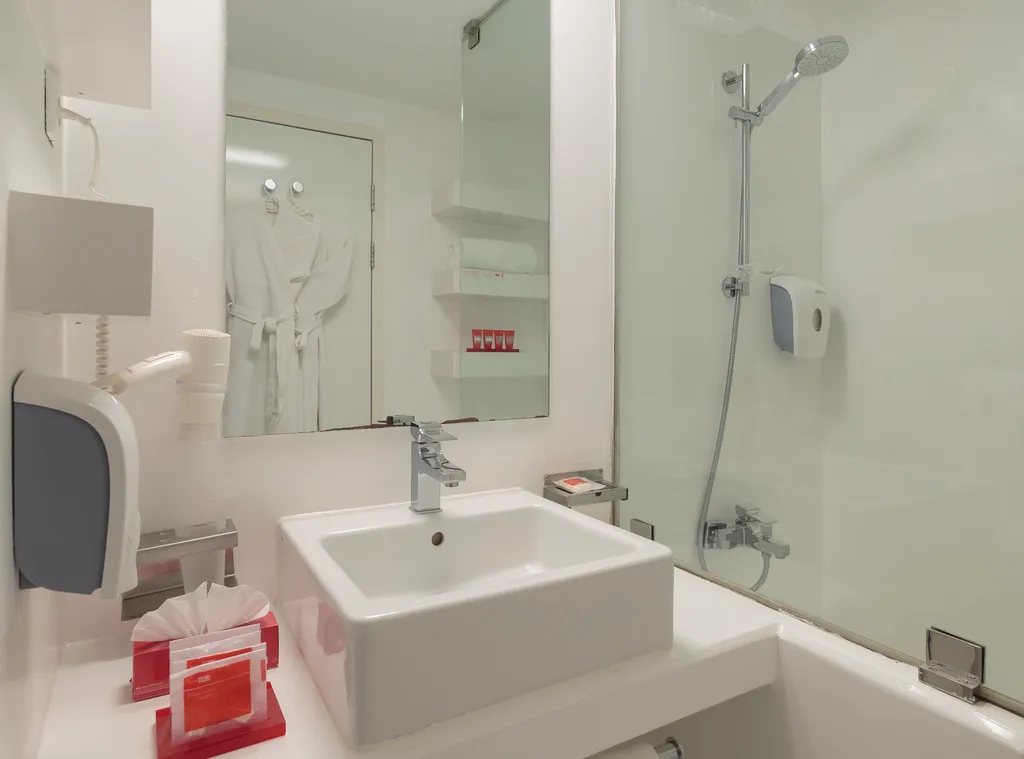 DOUBLE SINGLE USE DELUXE SEA VIEW Room, Hotel Su & Aqualand, Antalya