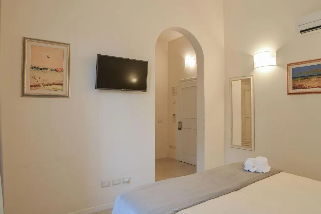 Room, Dimora Salviati, Florence