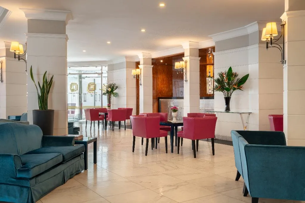 Lobby, Cristoforo Colombo, Rome
