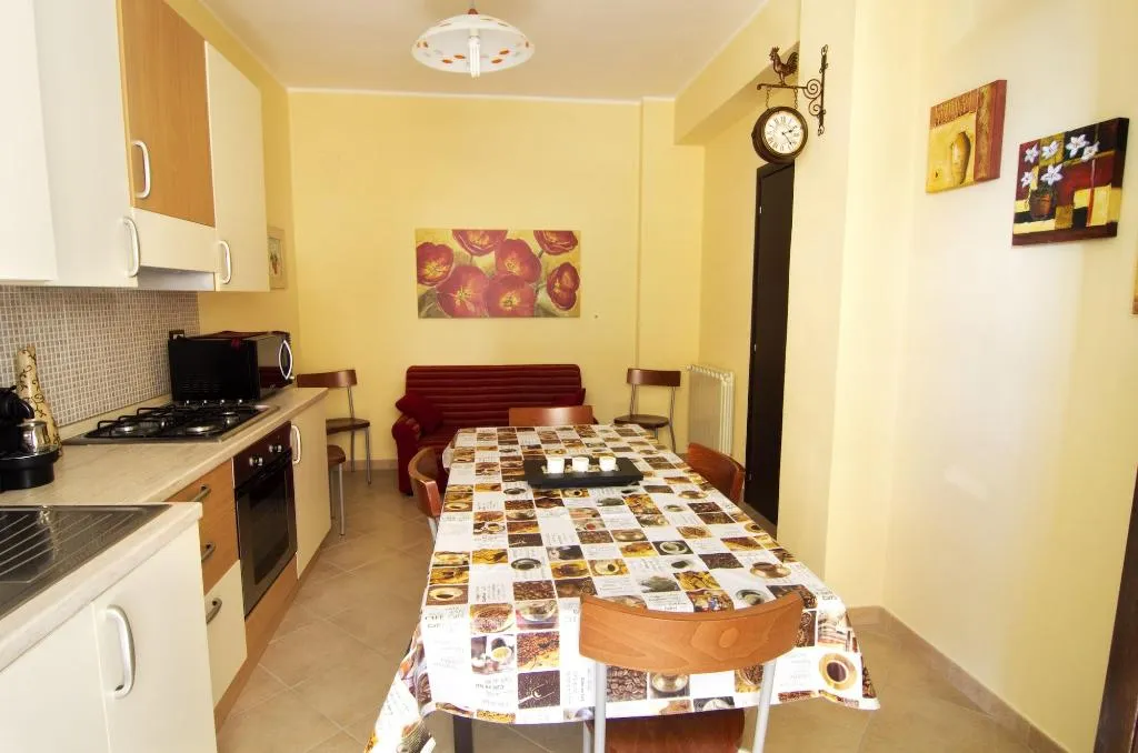 Restaurant, B&B La Porta Accanto, Olbia