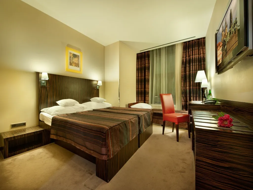 Double or Twin STANDARD Room, EA Hotel Crystal Palace, Prague