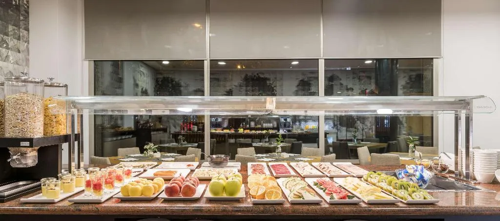 Restaurant, Ilunion Alcala Norte, Madrid