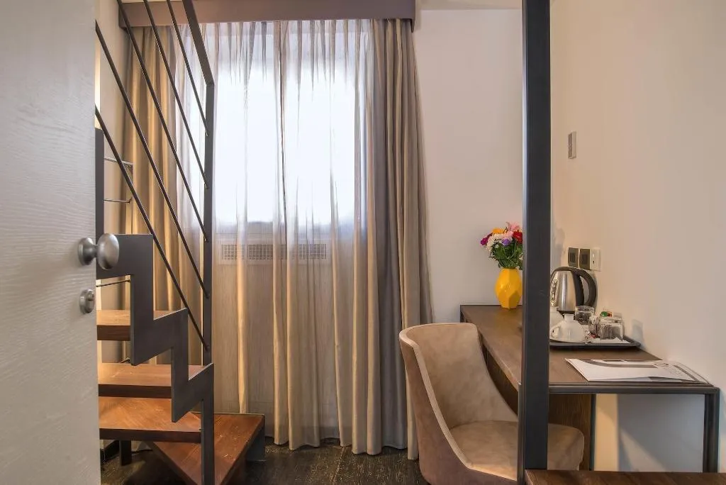 Room, Navona Essence Hotel, Rome
