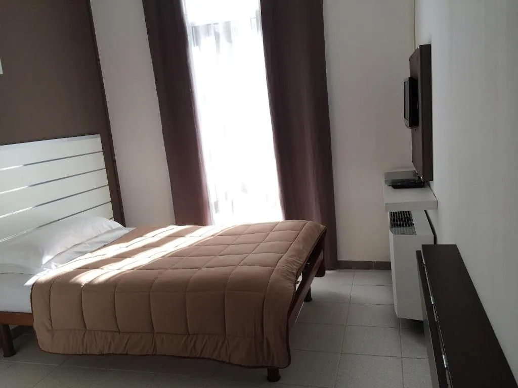 Room, Bert Hotel, Milan