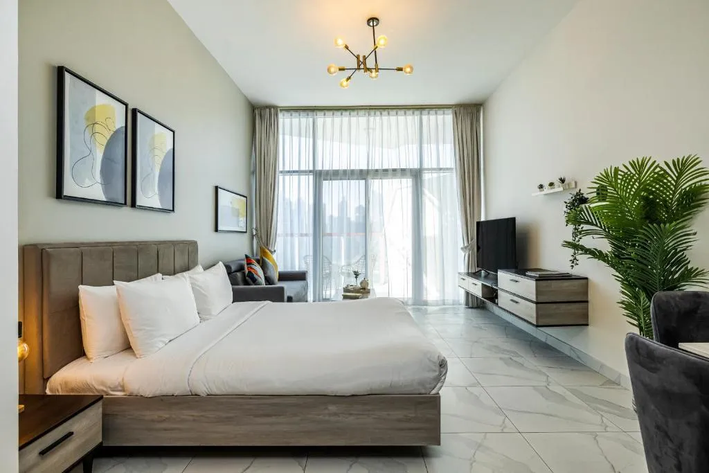 STUDIO DELUXE WITH VIEWS Room, Unlock Waters Edge, Dubai