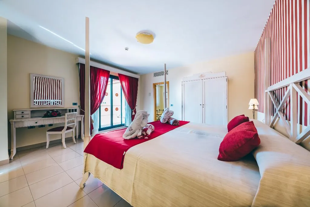 APARTMENT ONE BEDROOM Room, Grand Muthu Golf Plaza Hotel & Spa, Tenerife