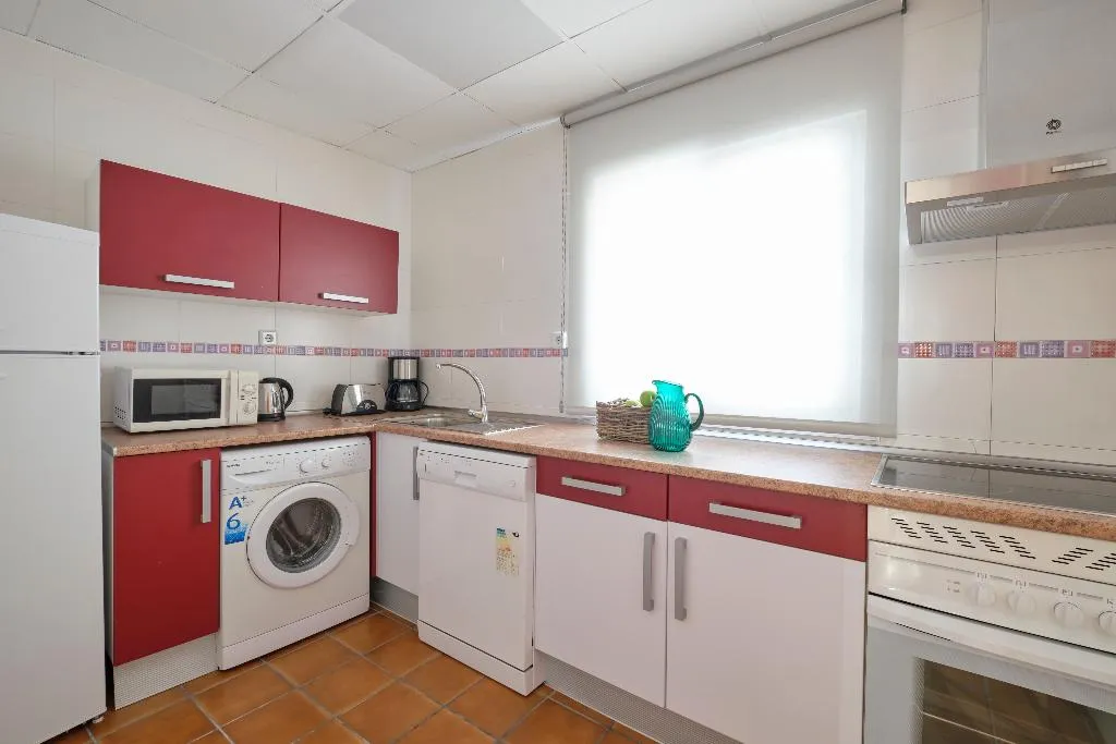 APARTMENT TWO BEDROOMS Room, Apartamentos en Sol, Madrid