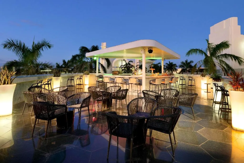 Bar, Grand Palladium Select Costa Mujeres - All Inclusi, Cancun Area