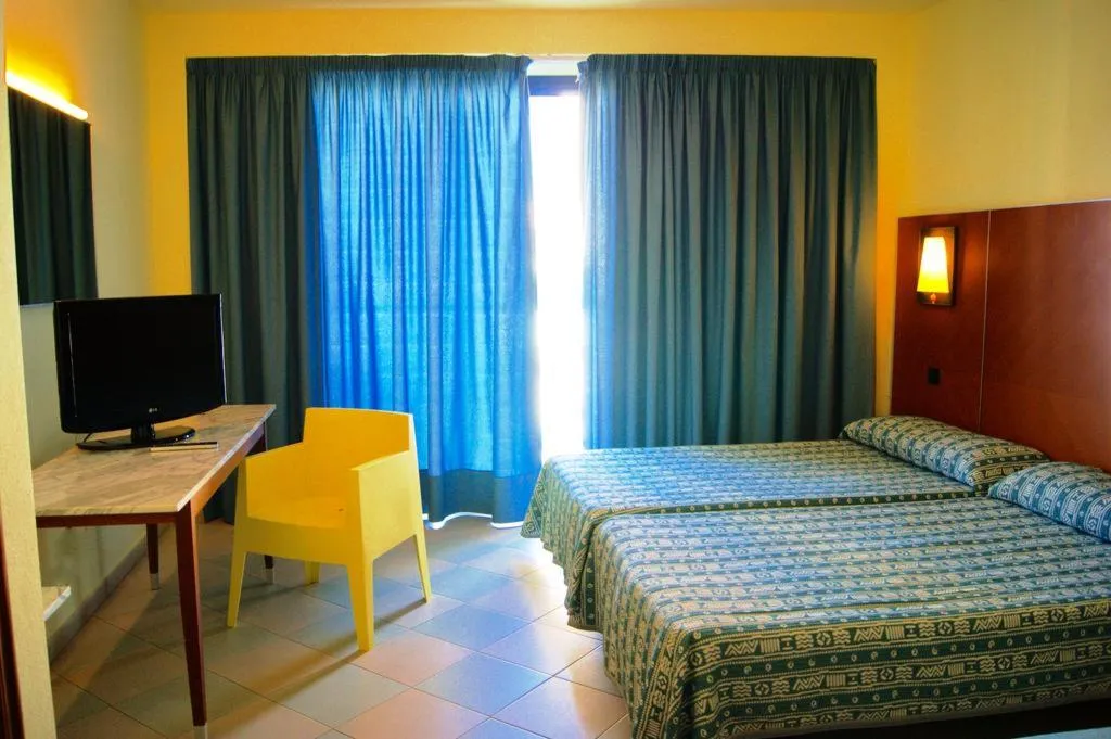 DOUBLE SINGLE USE STANDARD Room, Port Fiesta Park, Costa Blanca