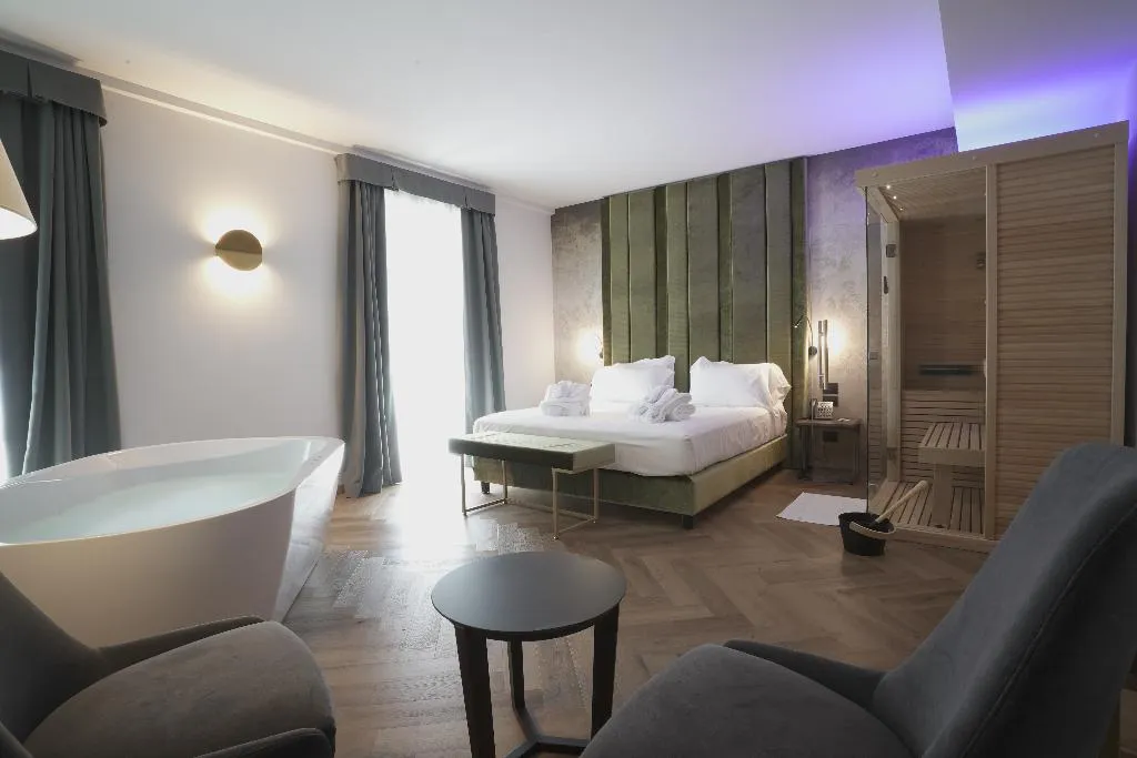 JUNIOR SUITE GRAND DELUXE Room, Palazzo Santo Spirito, Milan