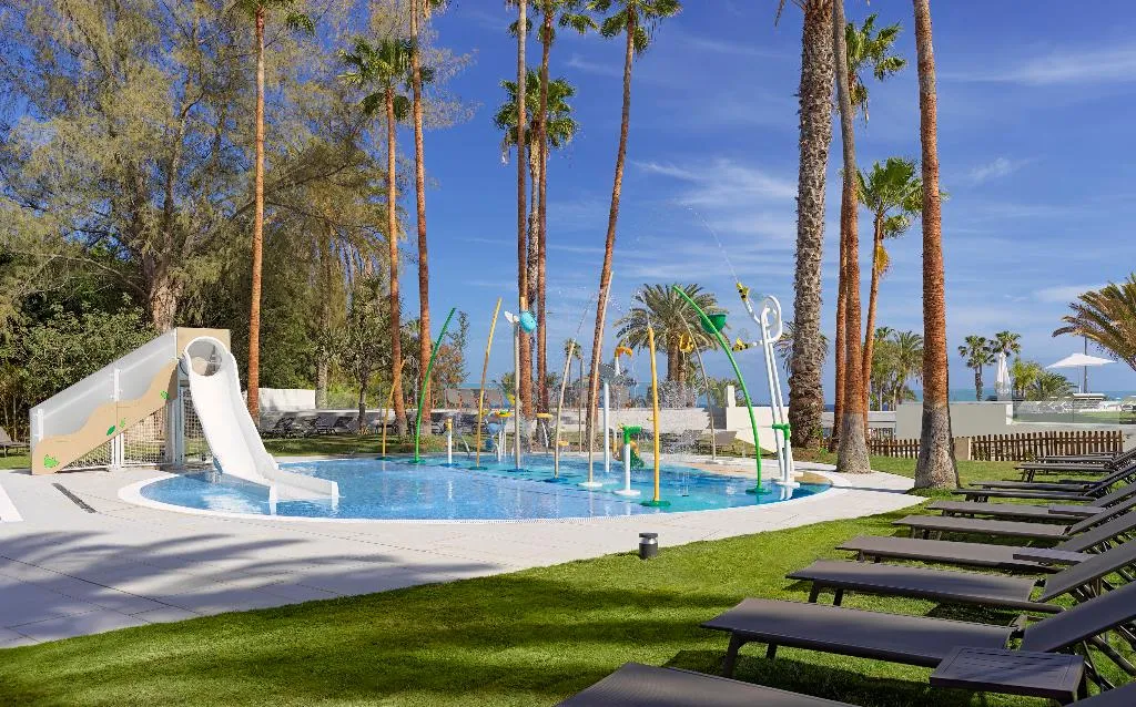 Sports and Entertainment, Paradisus Gran Canaria, Gran Canaria