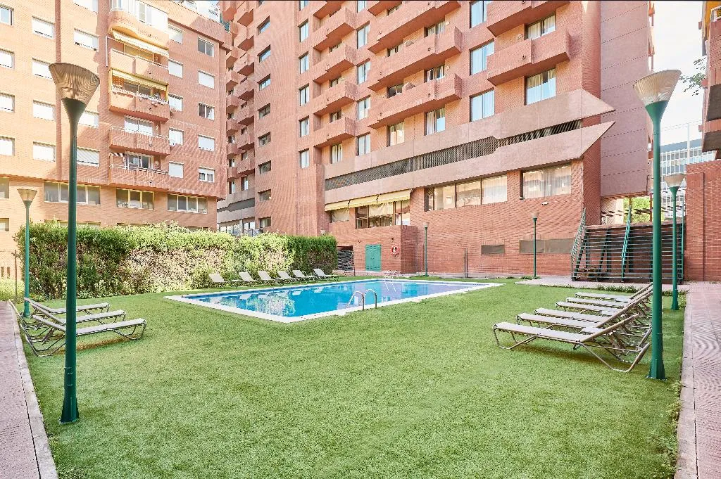 Pool, Hesperia Sant Joan, Barcelona
