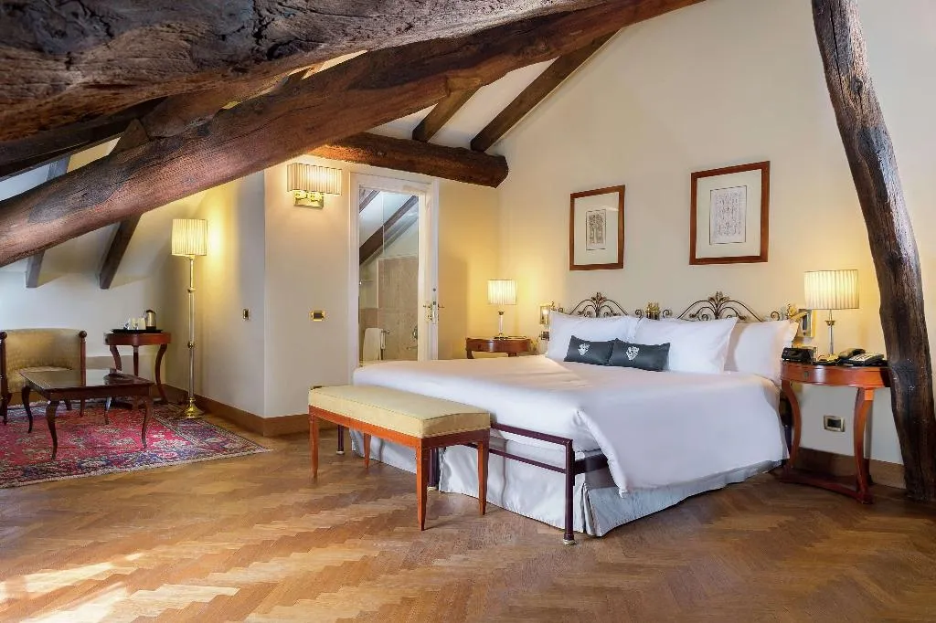 Room, Grand Hotel Villa Torretta, Curio by Hilton, Milan