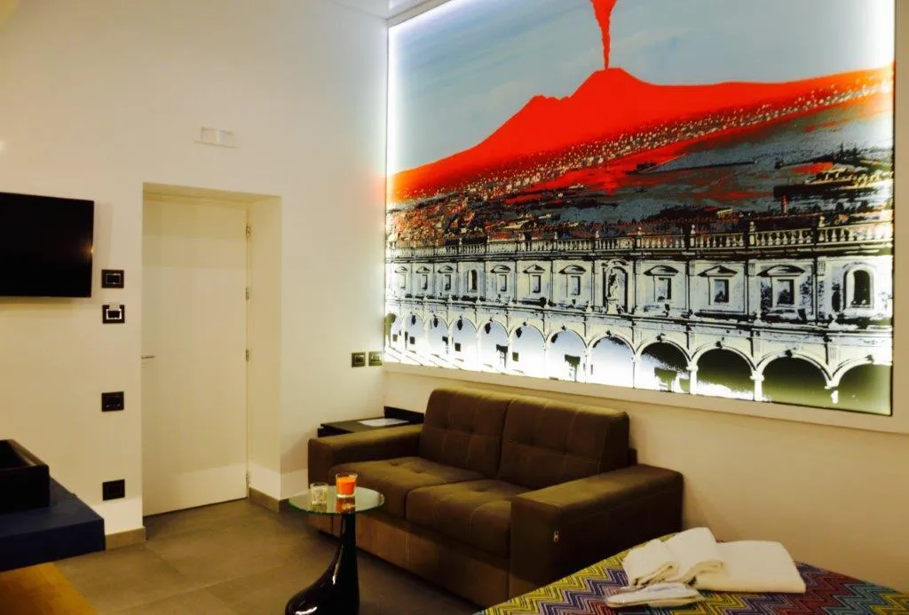 QUADRUPLE DELUXE Room, Relais Piazza del Plebiscito, Naples
