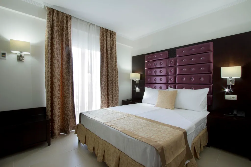 DOUBLE WITH TERRACE Room, Moon Dreams Torremolinos, Costa Del Sol