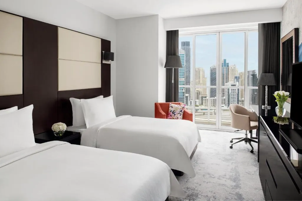 TWIN SUPERIOR Room, Movenpick Hotel Jumeirah Lakes Towers, Dubai