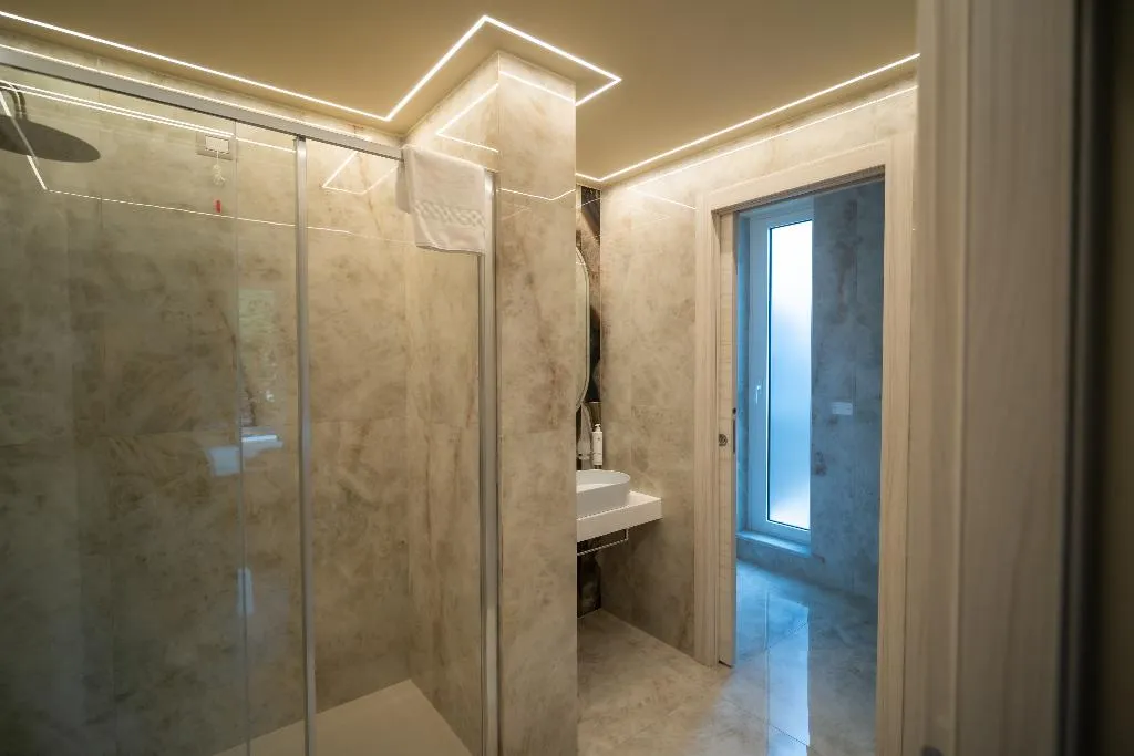 STUDIO CLASSIC ONE BEDROOM Room, Dimora Galeno, Rome