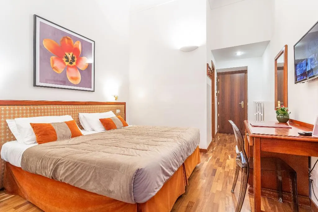 TWIN STANDARD Room, Medici, Rome