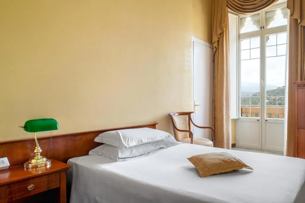 SINGLE CLASSIC Room, Excelsior Palace, Taormina