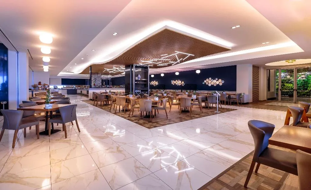 Restaurant, Miraggio Thermal Spa Resort, Halkidiki