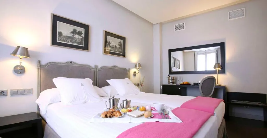 DOUBLE STANDARD Room, Hotel Meninas, Madrid